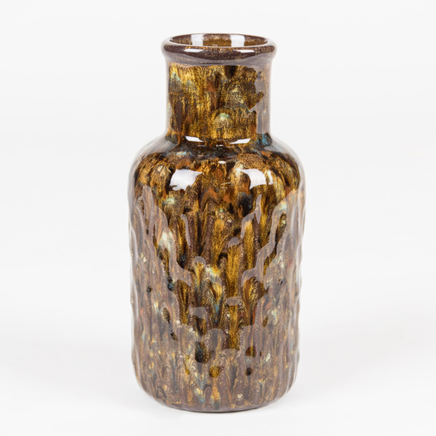 CG-965 Mocha Marble over EL-121 Copper Adventurine