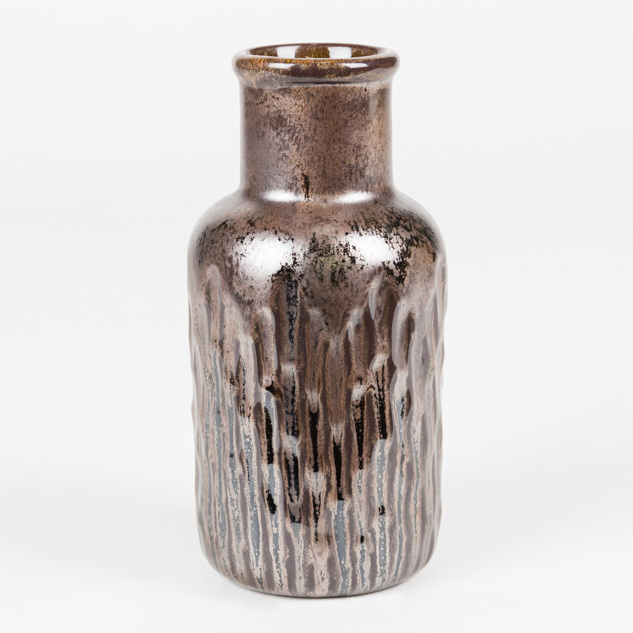 EL-137 Black Adventurine over EL-121 Copper Adventurine