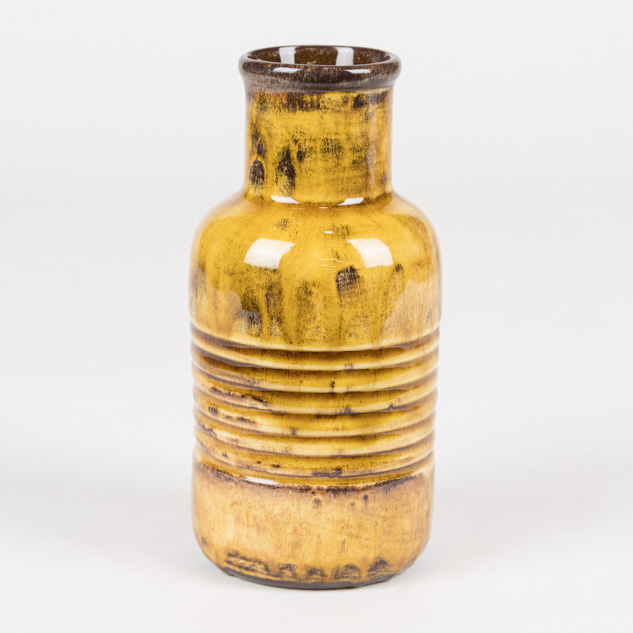 EL-140 Toasted Almond over EL-121 Copper Adventurine