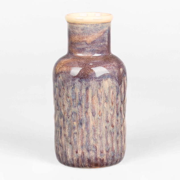 EL-144 Dark Amethyst over EL-125 Sahara Sands