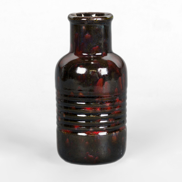 EL-211 Volcanic Glow over EL-137 Black Adventurine