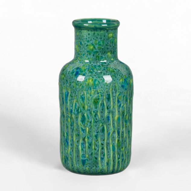 CG-1001 Gogh Iris over EL-155 Holiday Green