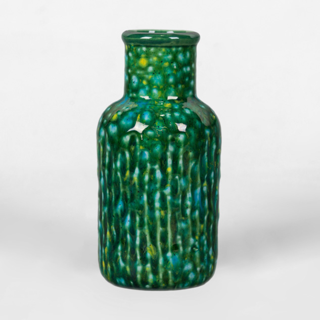 CG-979 Meadow over EL-161 Bottle Green