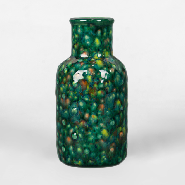 CG-981 Fruity Freckles over EL-161 Bottle Green