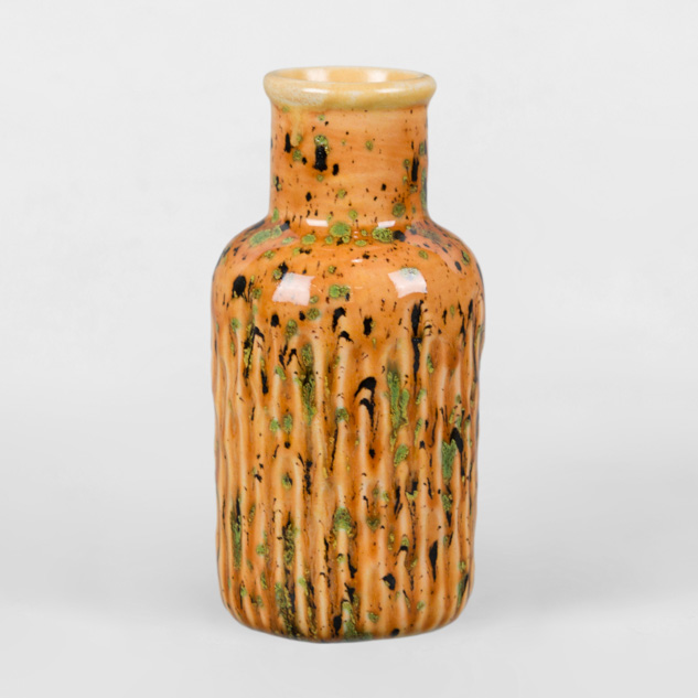 S-2708 Oriental Carmel over EL-140 Toasted Almond
