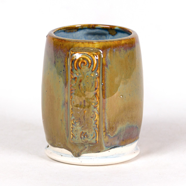 SW-112 Tiger’s Eye over SW-217 Micro Cerulean EG-002 Speckled Buff Engobe