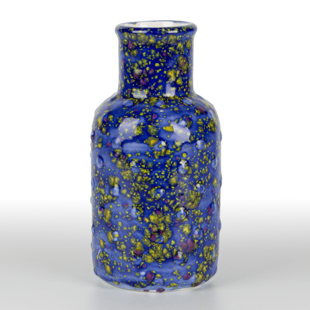 CG-990 Starry Night over CG-1011 Frosted Berries