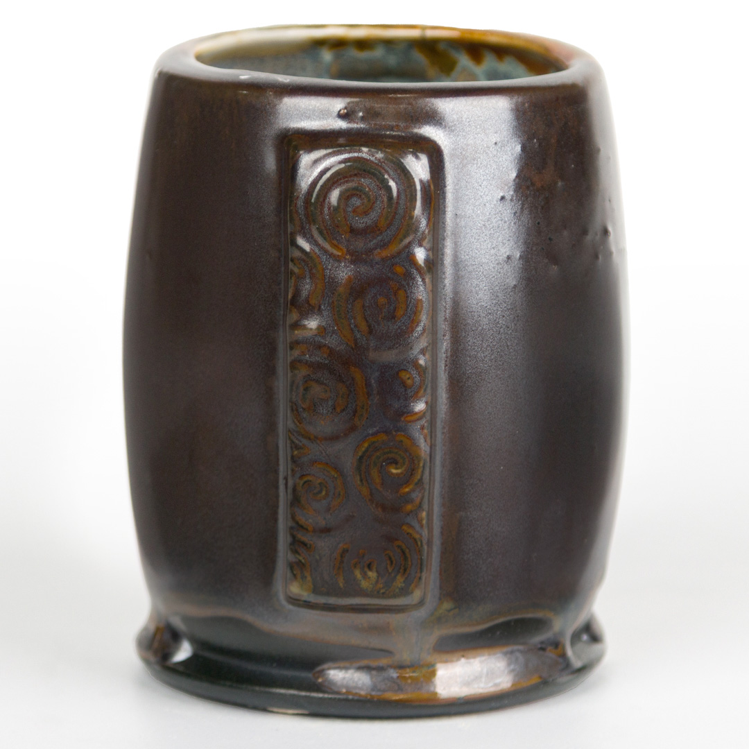 SW-175 Rusted Iron over SW-228 Beetlewing on EG-005 Black Engobe