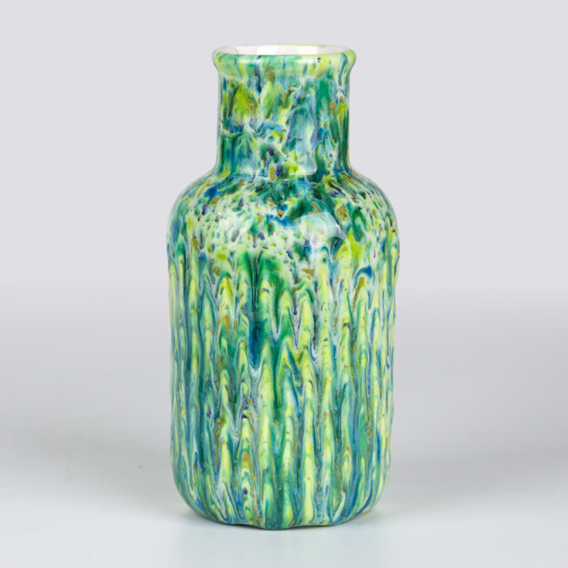 CG-1001 Gogh Iris over CG-1015 Cloverfield