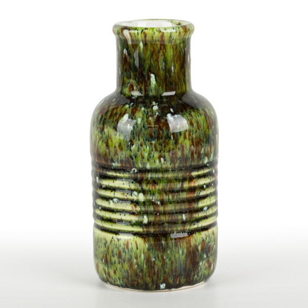 S-2718 Cosmic Black over CG-717 Pistachio